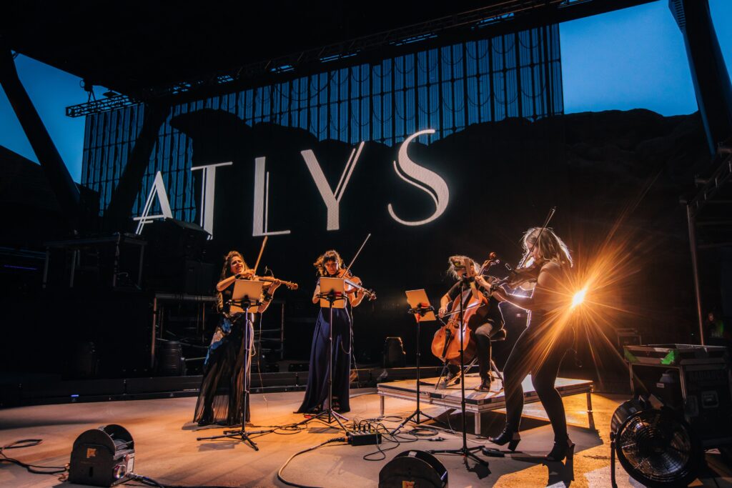 HIGHERLOVE2021_0728_203035-33885_FLG-min